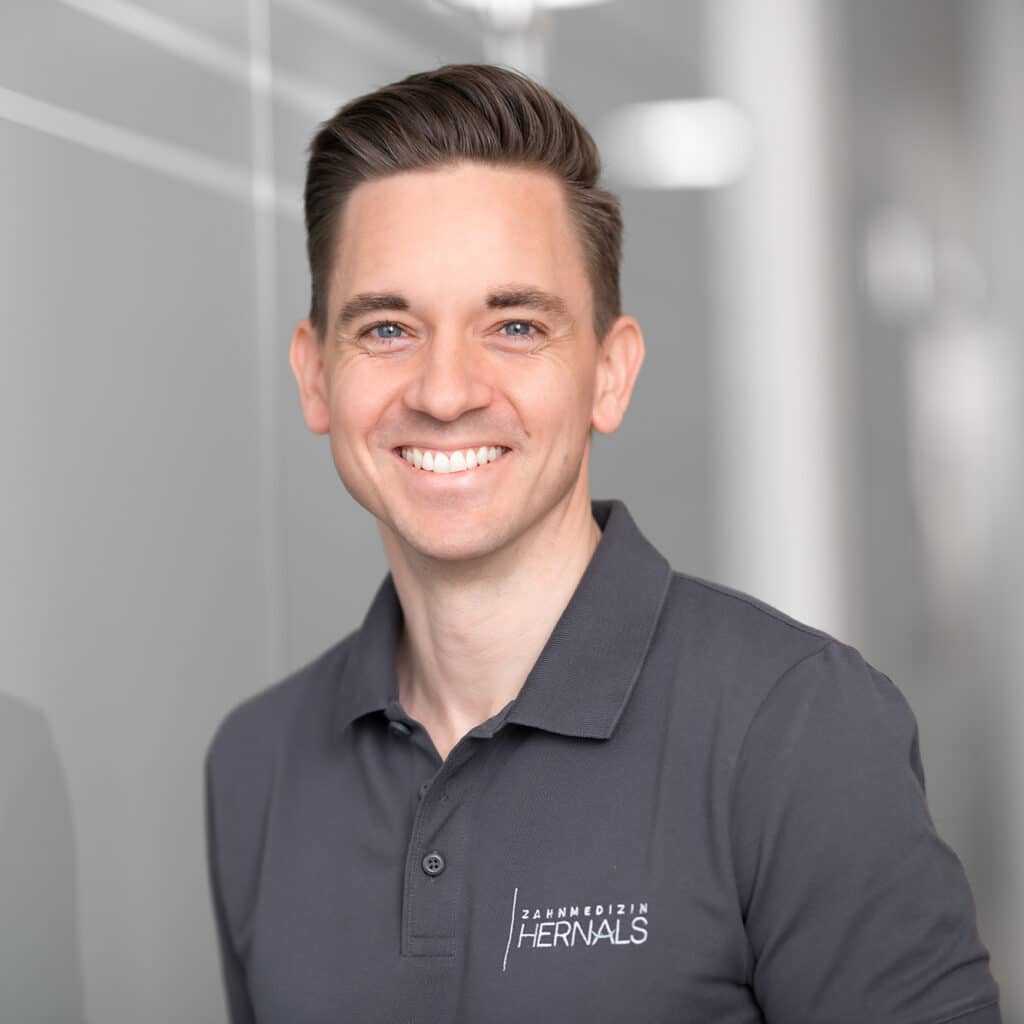 Dr. med. dent Michael Stanzl M. Sc Profilbild Zahnarzt Wien Dr. Michael Stanzl M.Sc